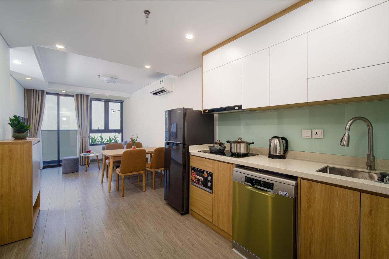 Hsuites Riverside Hotel And Apartment Da Nang Rum bild