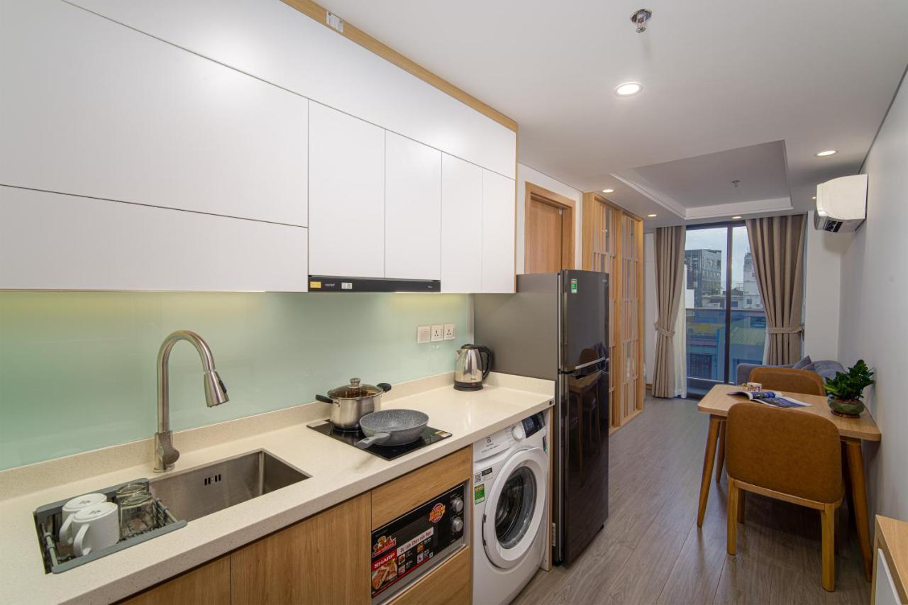 Hsuites Riverside Hotel And Apartment Da Nang Rum bild
