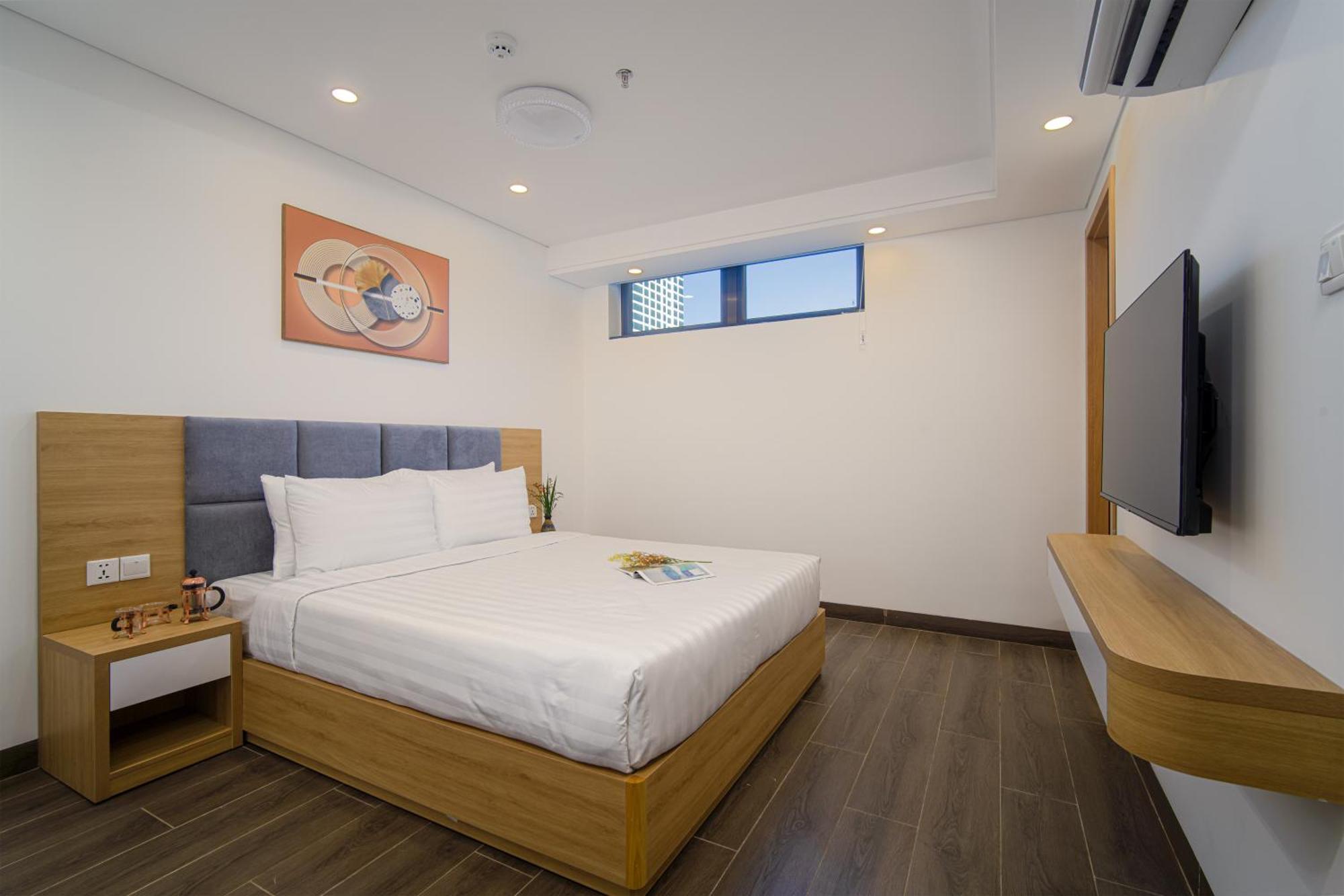 Hsuites Riverside Hotel And Apartment Da Nang Rum bild