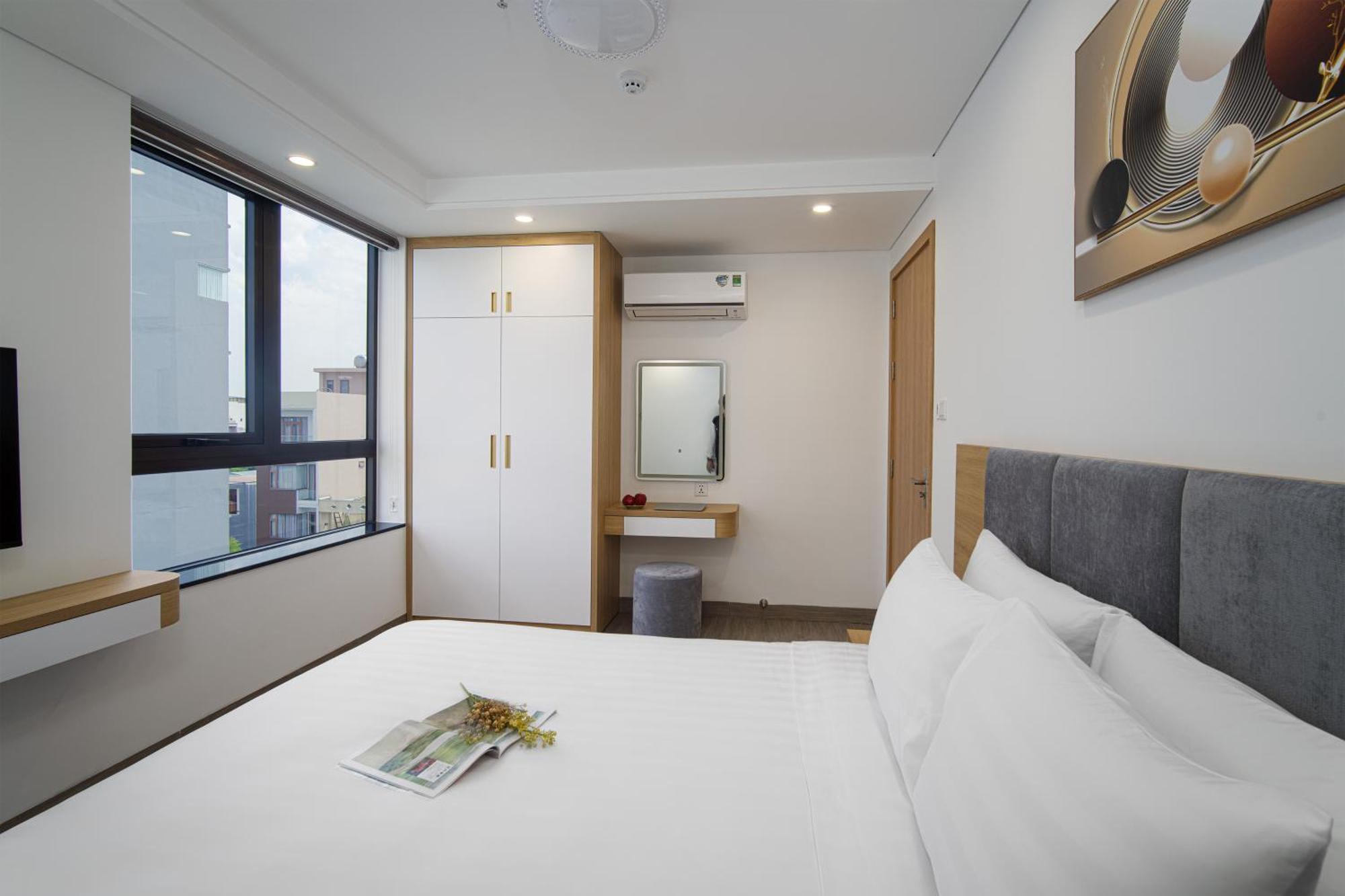 Hsuites Riverside Hotel And Apartment Da Nang Rum bild